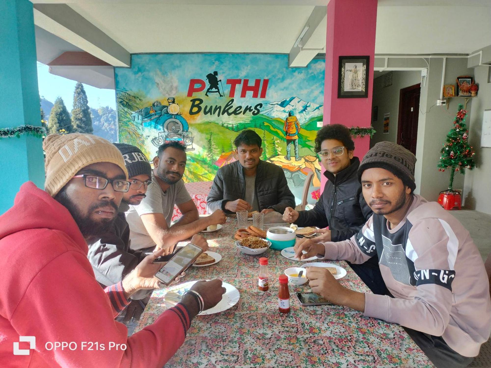 ダージリン Pathi Bunkersホステル エクステリア 写真